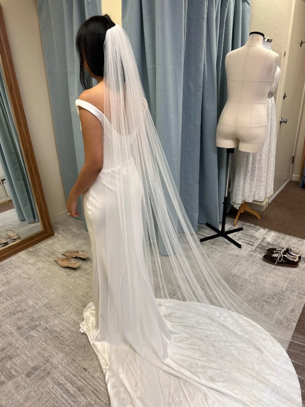 Alexandro Grecco Signature Veil
